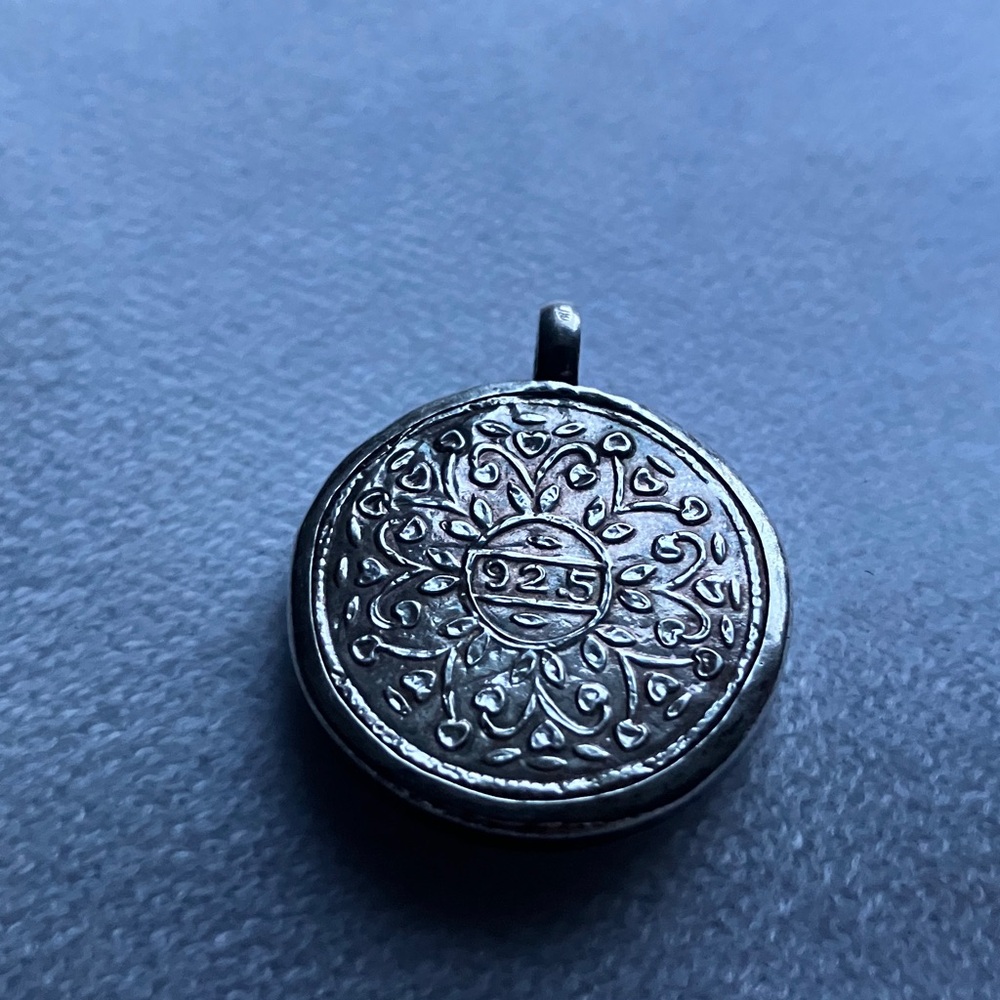 Root Chakra Pendant - Picture 6 of 9